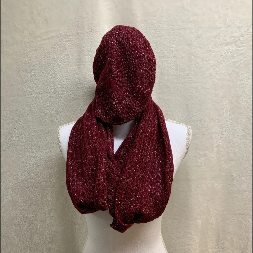Ellen Tracy Burgundy Beanie & Infinity Scarf